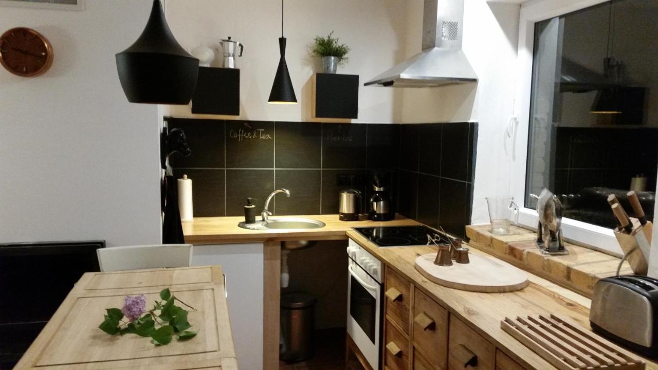 Dom Sztuk - House Of Arts Appartement Międzyrzecz Buitenkant foto