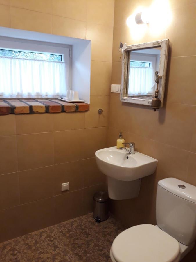 Dom Sztuk - House Of Arts Appartement Międzyrzecz Buitenkant foto